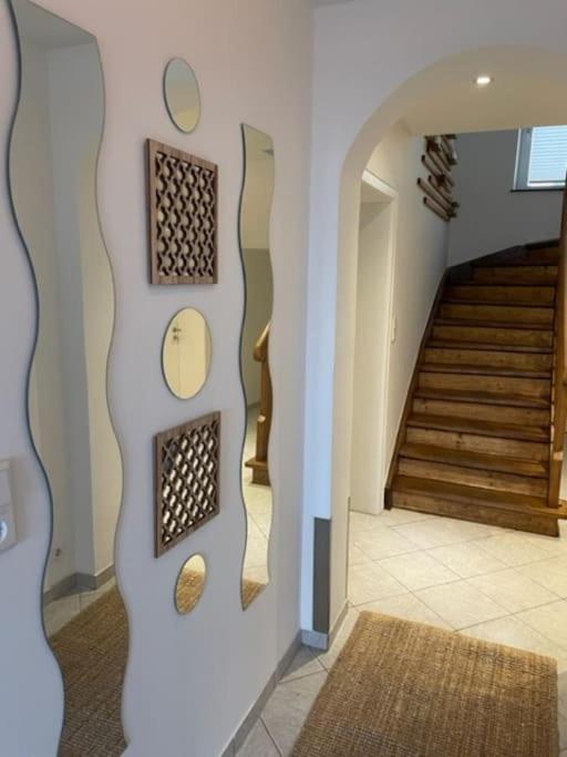 Villa *Neu* Extravagantes Eifelhaus Am Nuerburgring Mannebach  Exterior foto